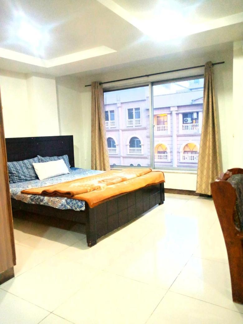 Comfortable Rental Apartments In Bahria Town Равалпінді Екстер'єр фото