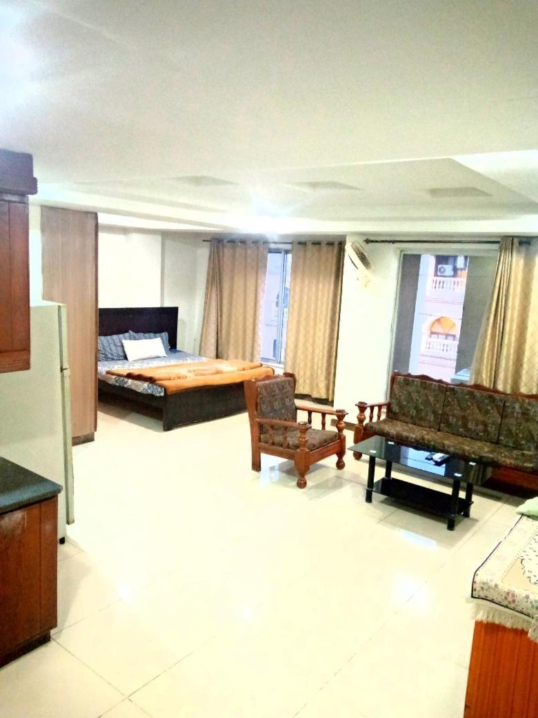 Comfortable Rental Apartments In Bahria Town Равалпінді Екстер'єр фото