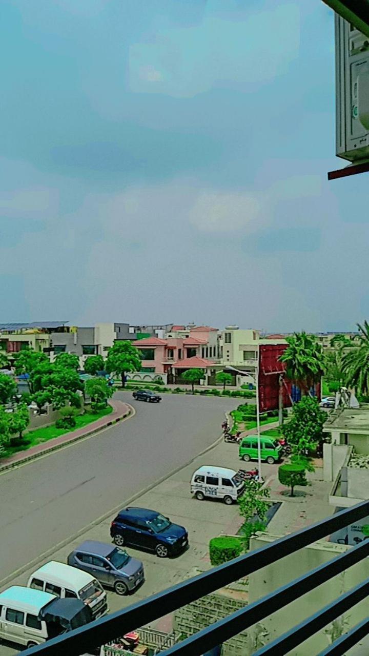 Comfortable Rental Apartments In Bahria Town Равалпінді Номер фото