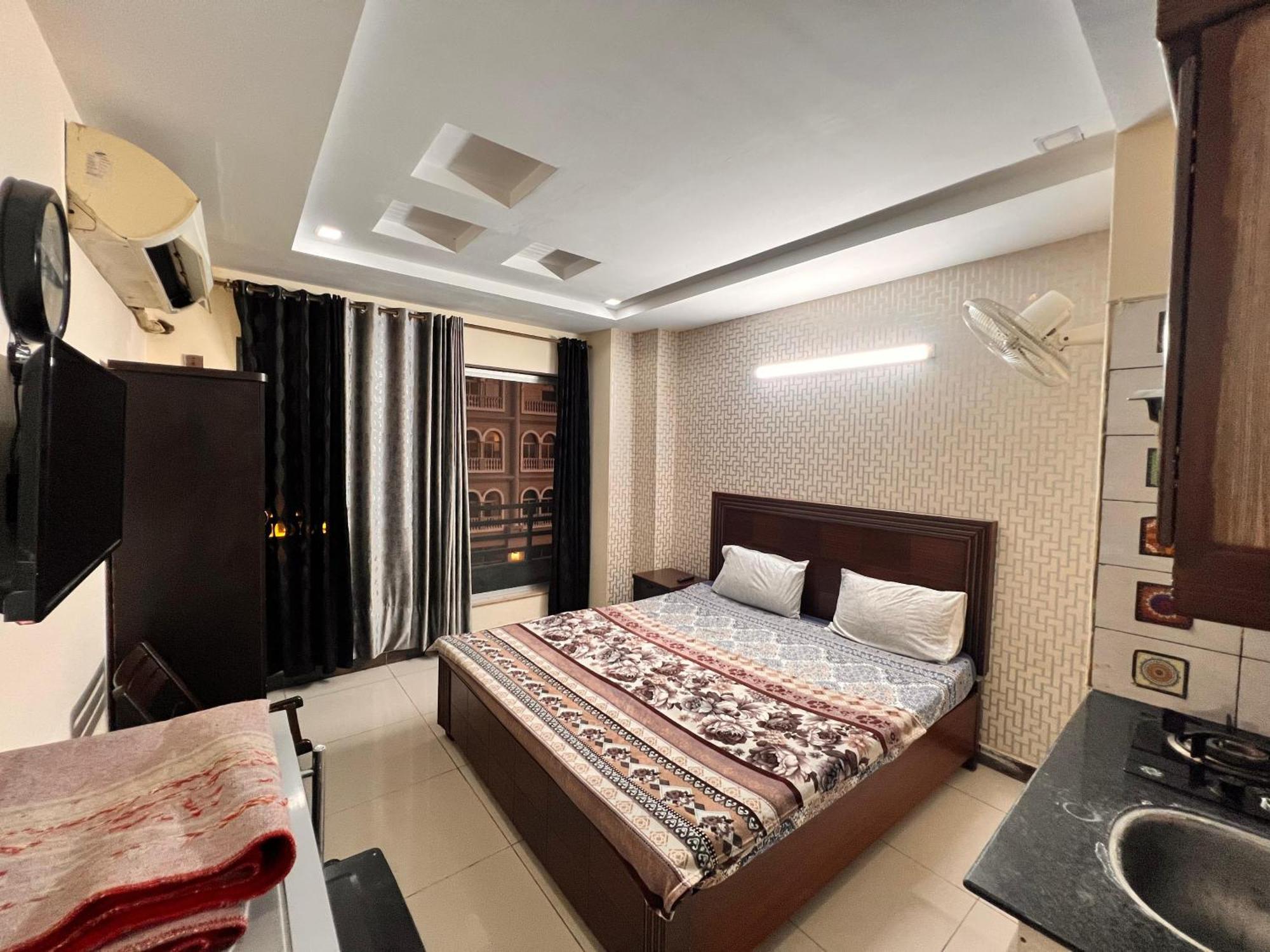 Comfortable Rental Apartments In Bahria Town Равалпінді Номер фото