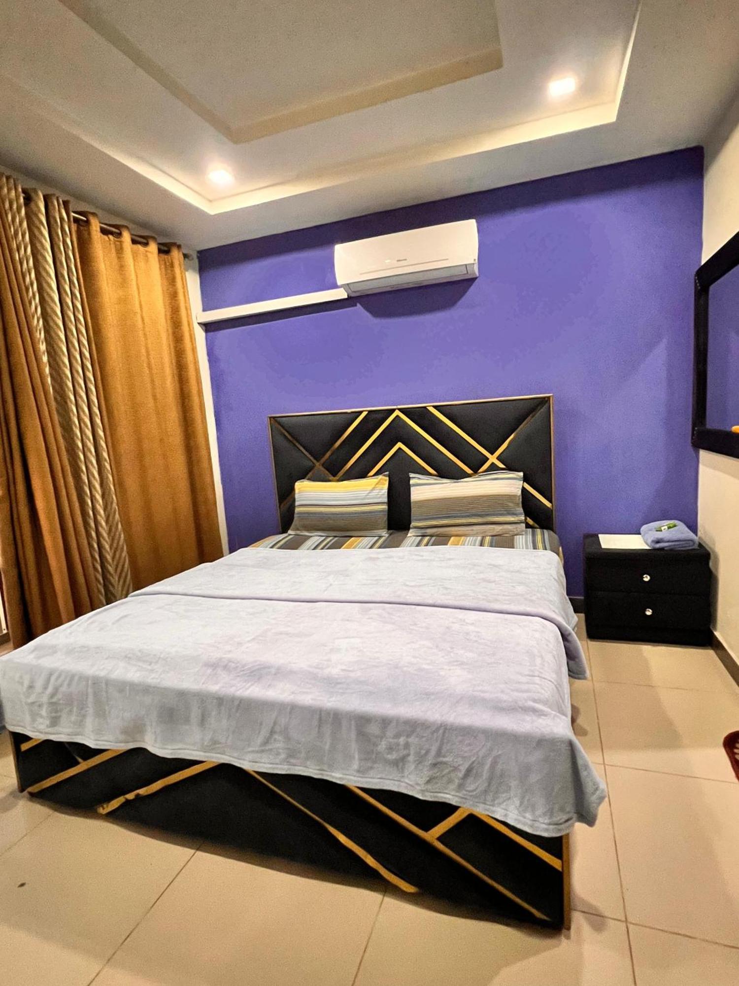 Comfortable Rental Apartments In Bahria Town Равалпінді Екстер'єр фото